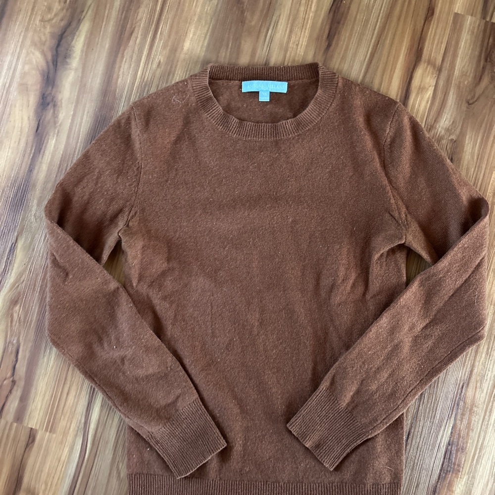 ANTONIO MELANI Chestnut Cashmere Sweater